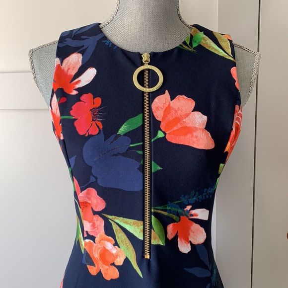 NEW DKNY fit and flare dress Size 4 US - Picture 3 of 10